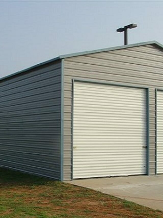 Metal Buildings with Boxed Eave Roofs